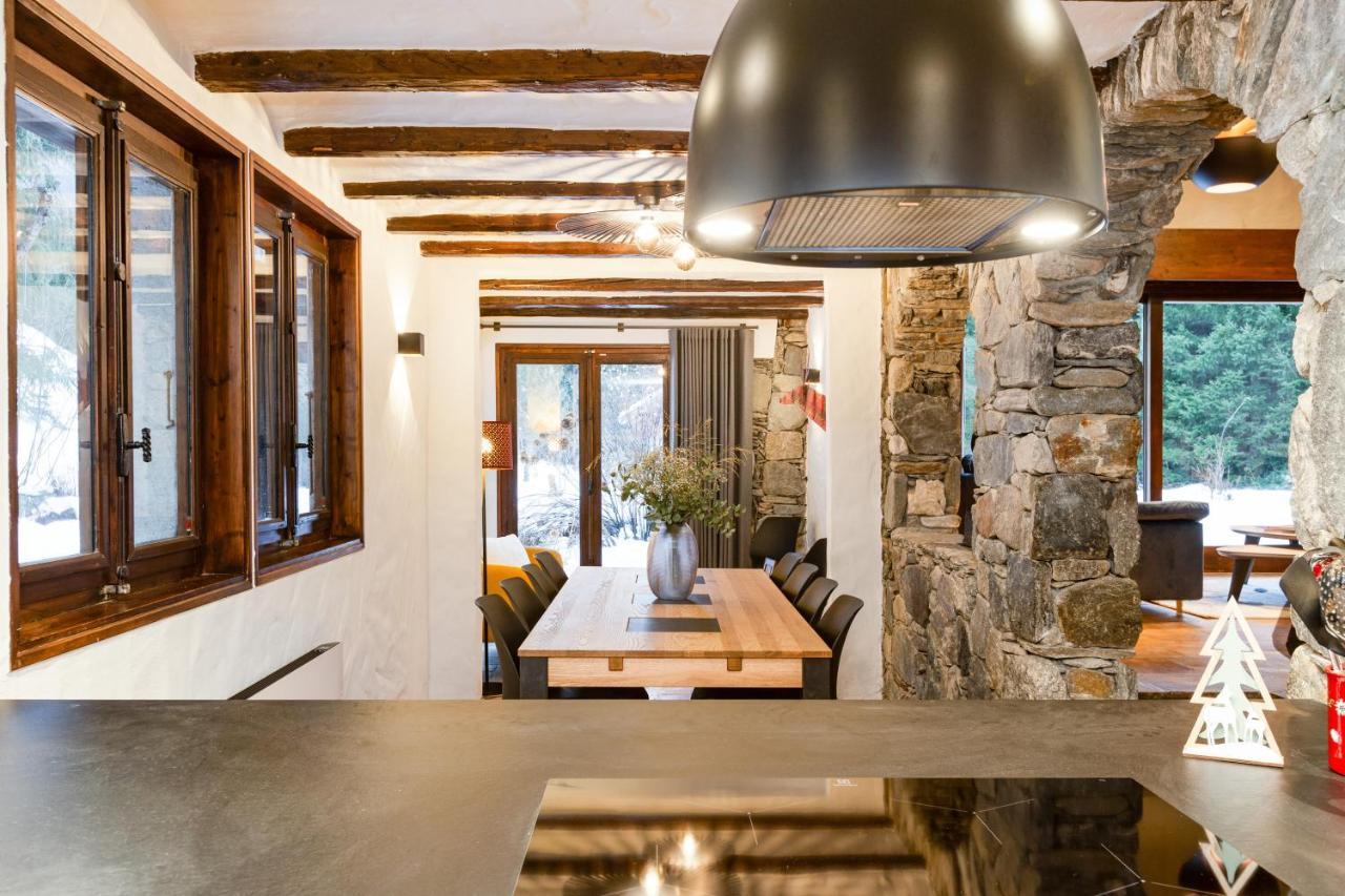 Chalet Les Praz - 280Sqm - Sauna Cinema Fitness - 5 Bedrooms In Heart Of Les Praz - By Cozee Rentals Chamonix Luaran gambar